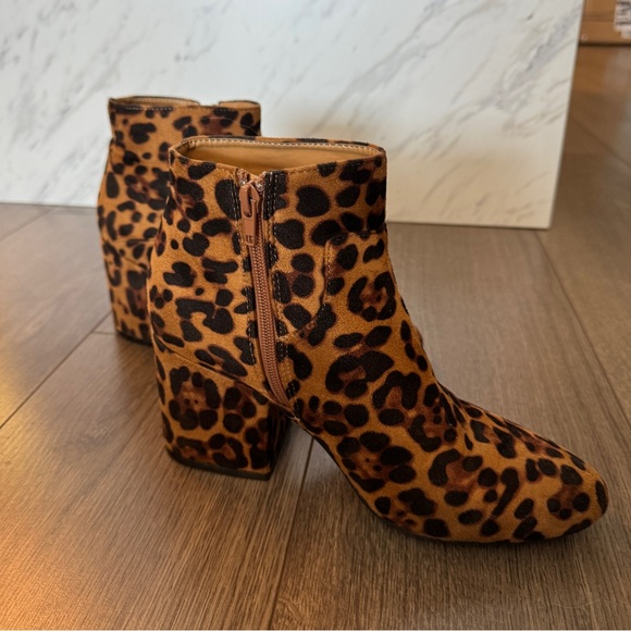 ASOS Lost Ink Leopard Wide Ankle Boots - Picture 6 of 9